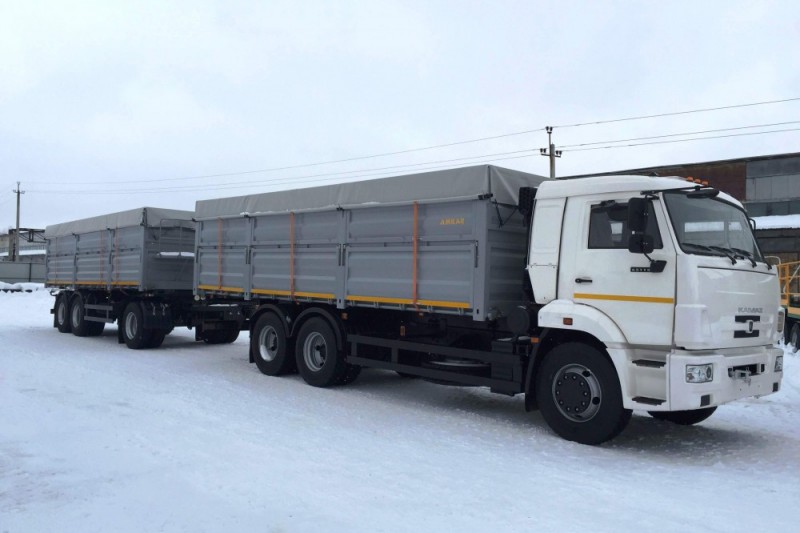 Бортовой автомобиль-зерновоз AMKAR-6387-01E