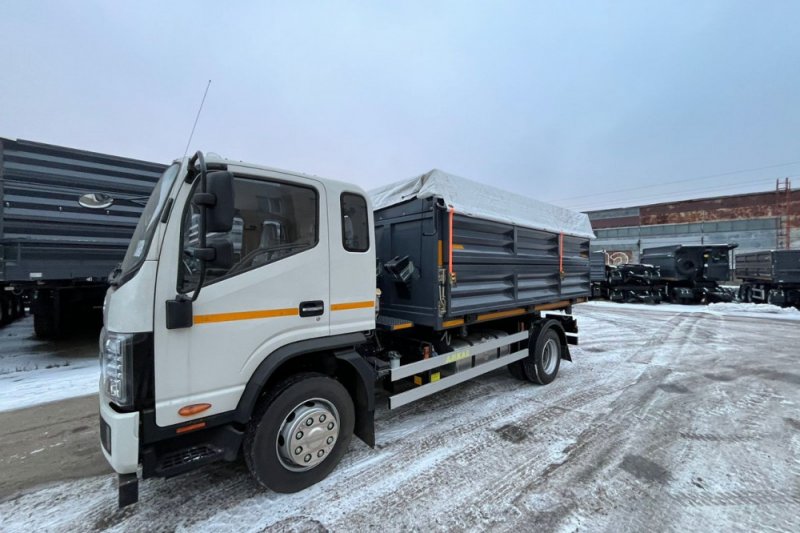 Самосвал AMKAR 658984-10